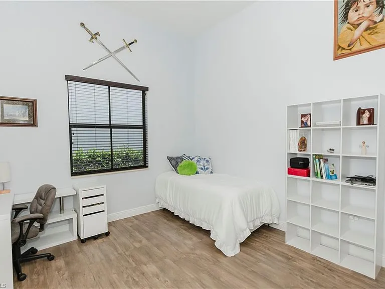 5169 Roma St — Photo 38