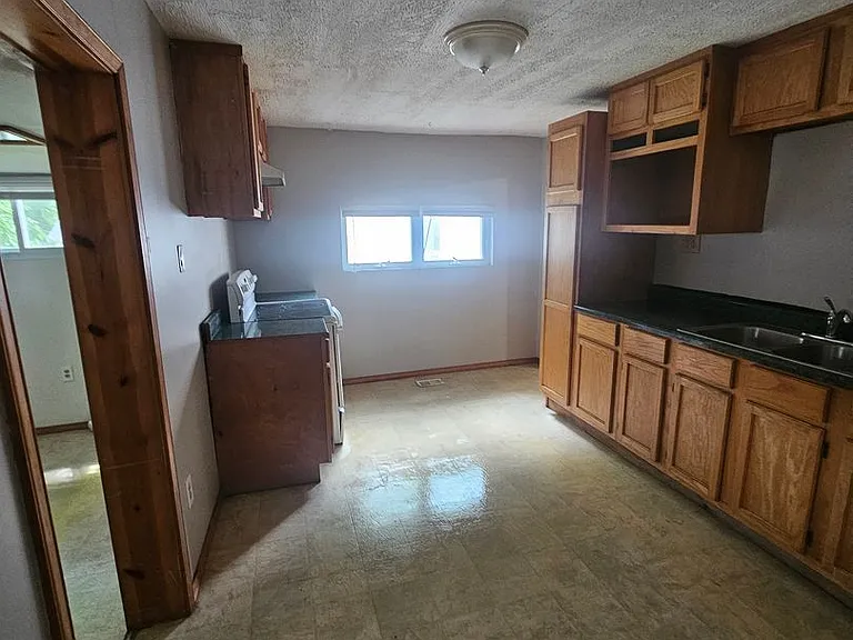 1012 W Elm Arc — Photo 7