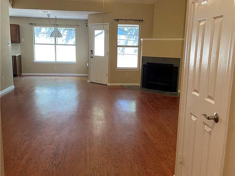 8003 Willet Trl — Photo 4