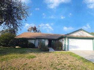 1512 Hillcrest Ave, Tulare, CA 93274