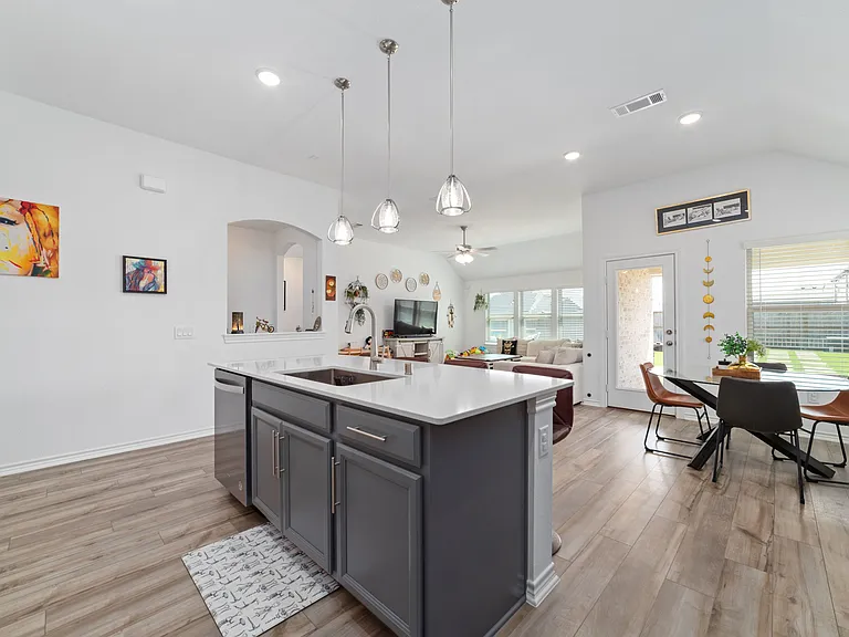 1224 Seaside Cove Ln — Photo 19
