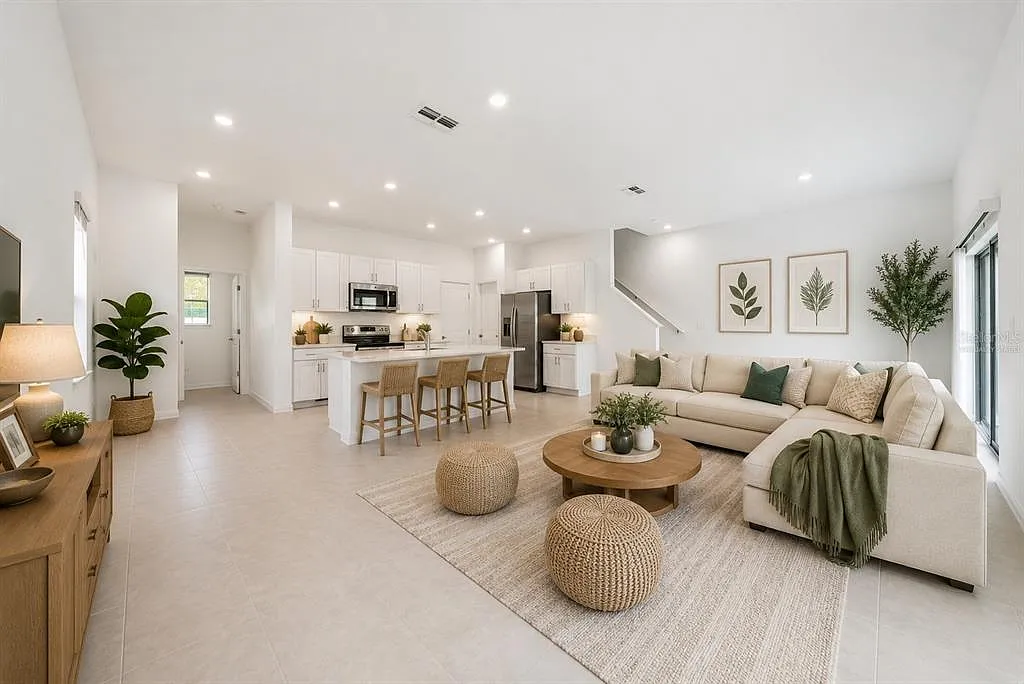 3 bed, 2.5 bath, 1851 sqft, $2,300 — Photo 2