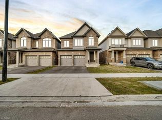 285 Broadacre Dr, Kitchener, ON N2R 0S6