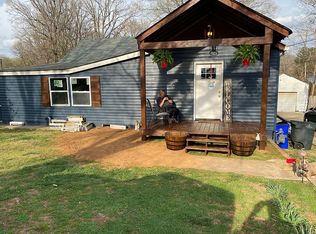 1514 Jackson Rd, Florence, AL 35630