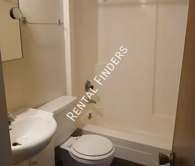 10 Cottage Row #5 — Photo 7