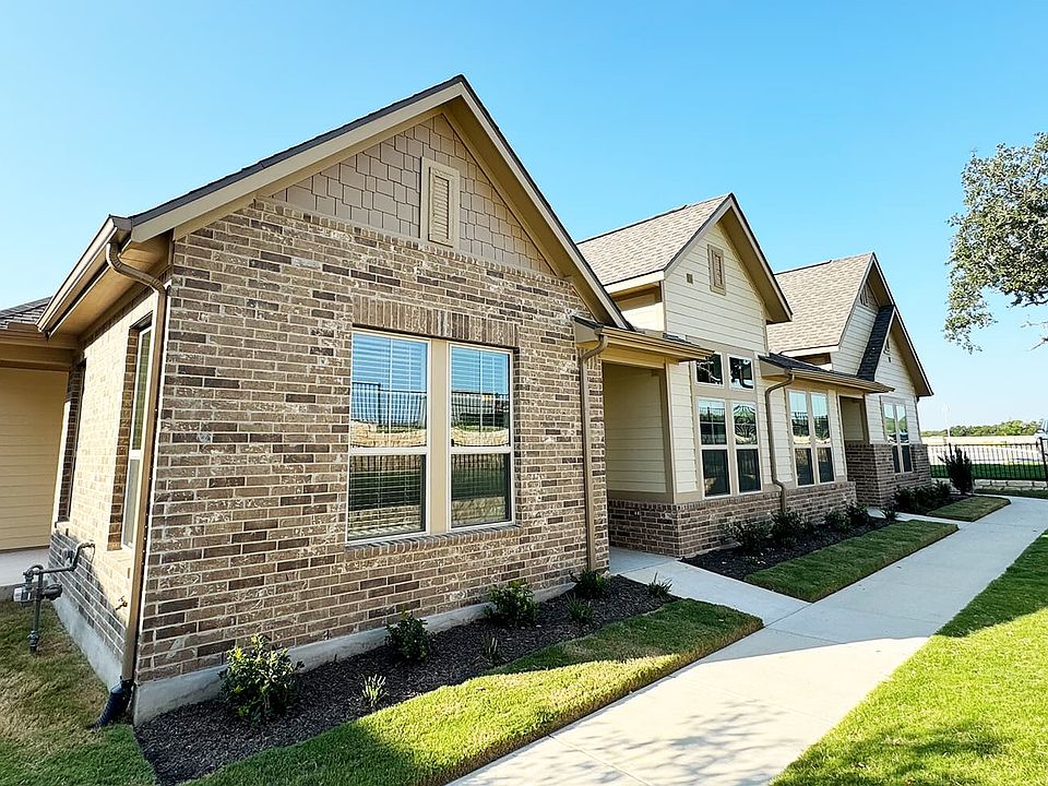 146 Harborside Drive Unit 101 Front Exterior