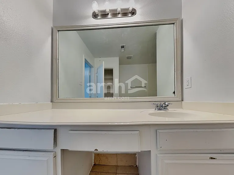 6630 Rusty Ridge Ln — Photo 10