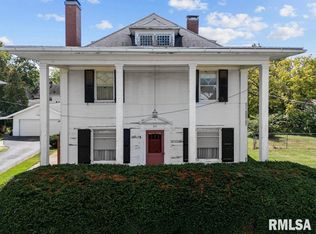 611 McKinley Ave, Kewanee, IL 61443