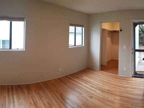 5th image of 265 Ramona Dr