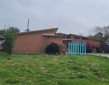 3815 Bonita Ln, La Porte, TX, 77571