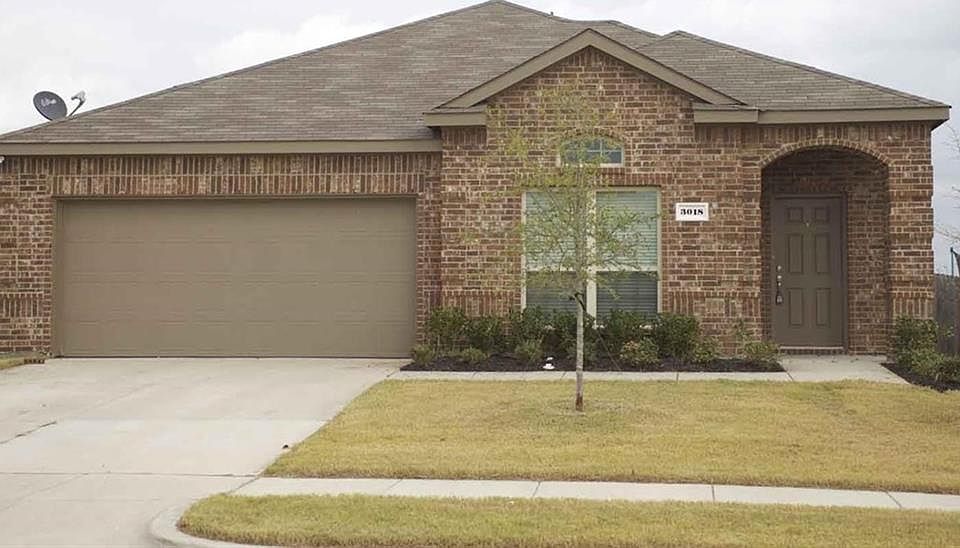 1st image of 3018 Lake Side Dr