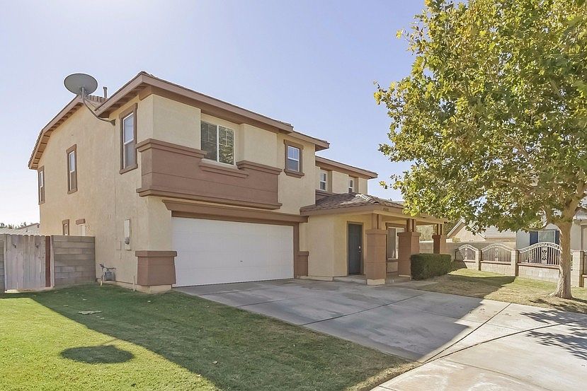 1st image of 45658 Caledonia Ct