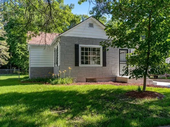 2807 Yonge St, Rockford, IL 61101