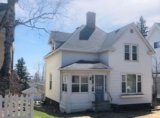 2116 E 3rd St, Duluth, MN 55812