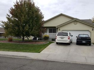 308 W 50th Ave, Kennewick, WA 99337