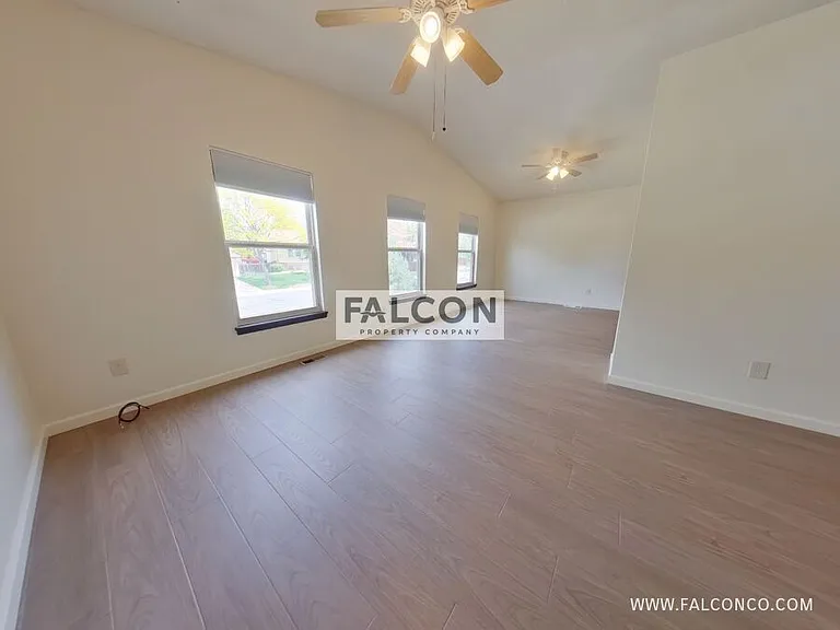 3525 Fair Dawn Dr — Photo 4