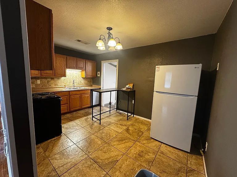 4212 S Van Buren St — Photo 8