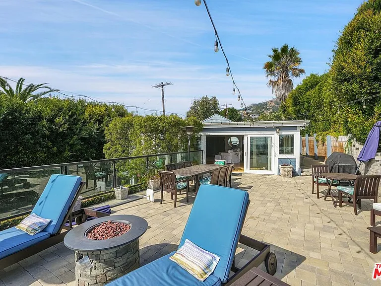 3966 Las Flores Canyon Rd — Photo 15