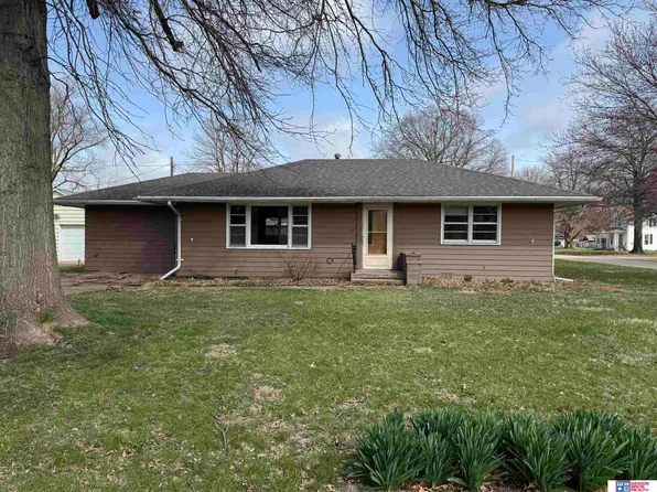 113 E 9th St, Stromsburg, NE 68666