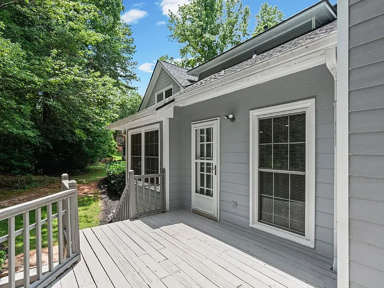 11355 Vedrines Dr — Photo 45