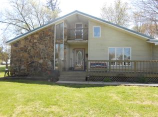 636 S Odon St, Elnora, IN 47529