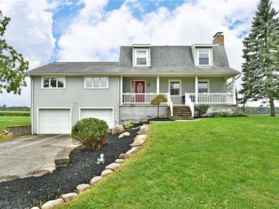 9960 Ridge Rd, Farmdale, OH, 44417