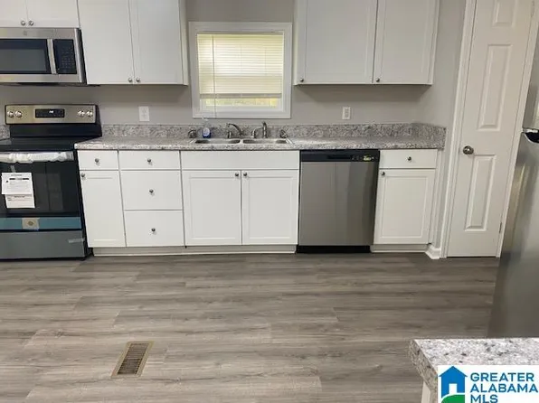 9556 S Main St, Wilsonville, AL 35186