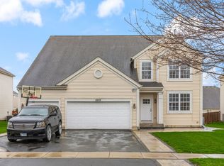 8206 Waterbury Dr, Joliet, IL 60431