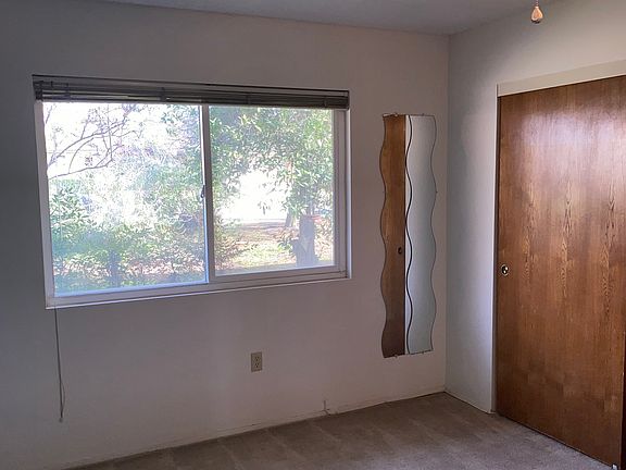 5th image of 27221 Meridian St
