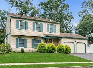 11 Concord Circle, Howell, NJ 07731