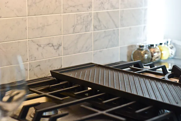 Rented by The KCI Group | media 17