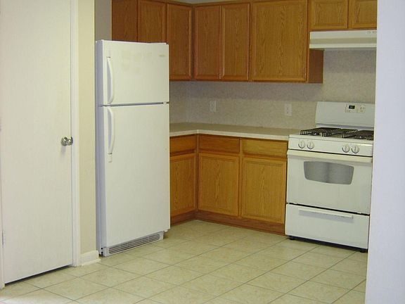 3rd image of 16314 Virginia Grace Dr