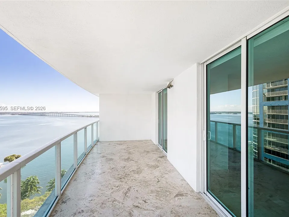 2101 Brickell Ave #1103