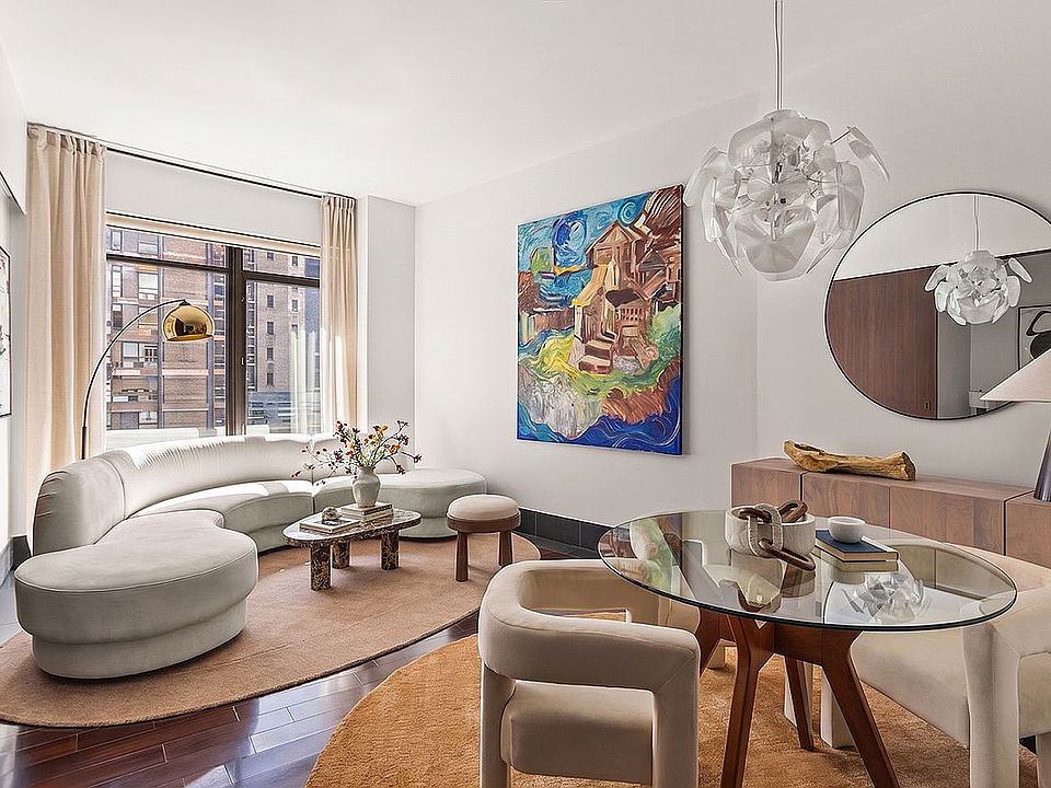 1st image of 40 Broad St APT 18E