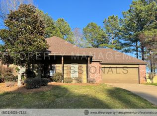 116 Cedar Green Dr, Canton, MS 39046