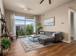 711 Cosmopolitan Dr #517, Atlanta, GA 30324