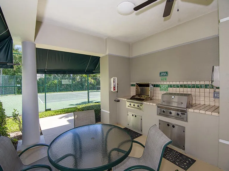 940 Turtle Cove Ln #210 — Photo 23