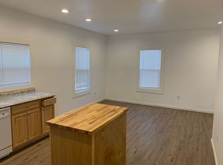 1513 E Hudson St, Columbus, OH 43211