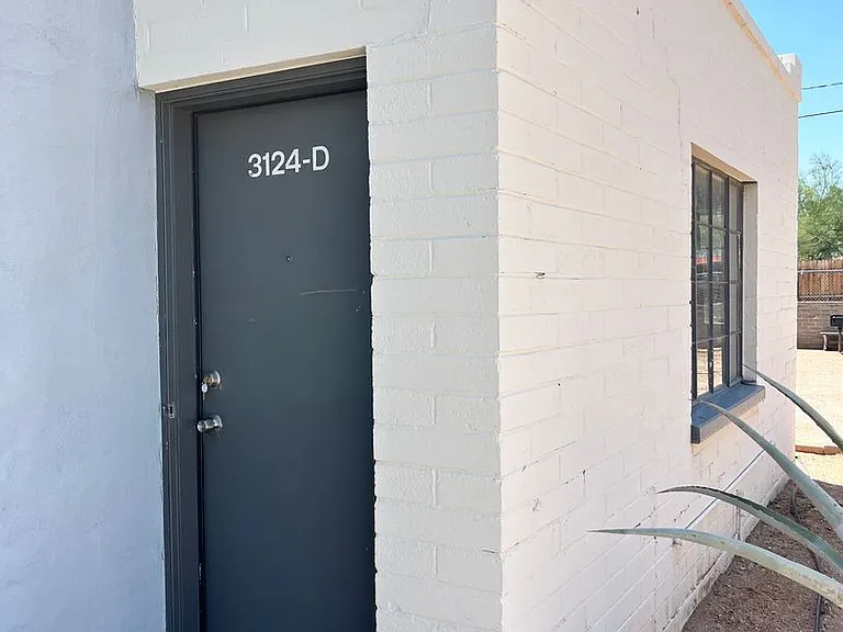 3124 E Pima St — Photo 12