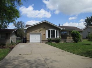 234 E Bel Air Rd, El Dorado, KS 67042