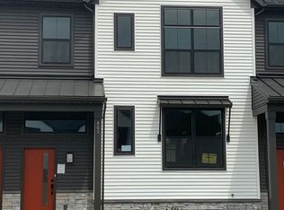 405 Estate Dr, Mechanicsburg, PA 17055