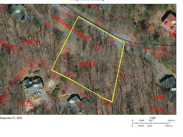 22 Magnolia Way, Waynesville, NC 28786