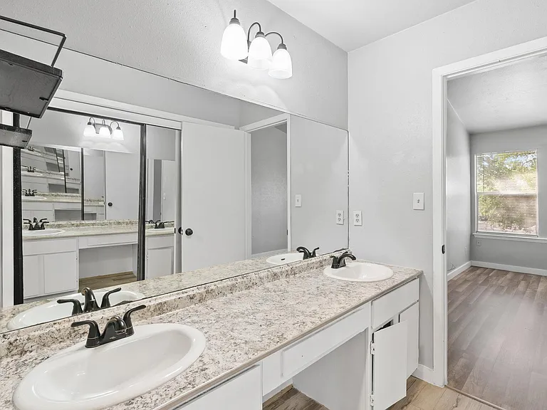7505 Saint Amant Pl #A — Photo 22
