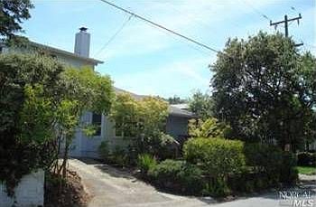 1st image of 75 Diane Ln