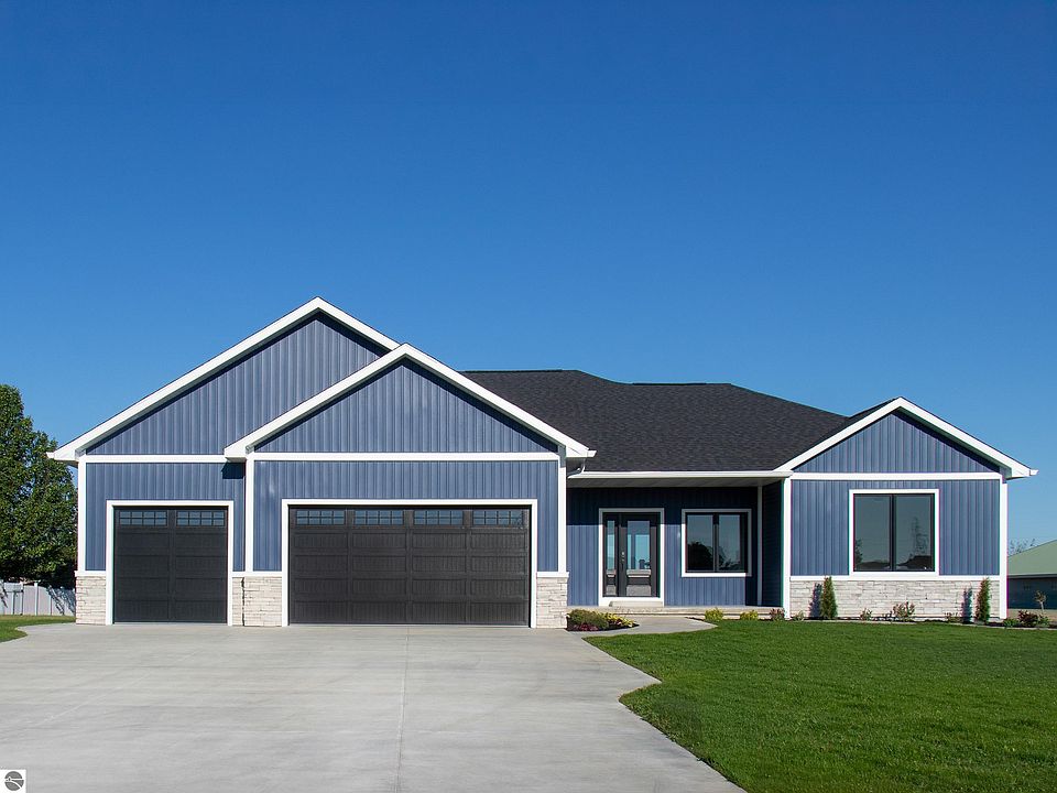 1st image of 2816 W Crossroads Dr