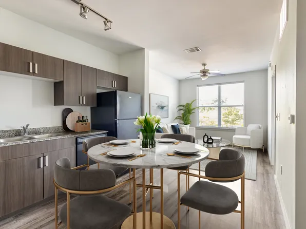 Hawks Landing Apartments