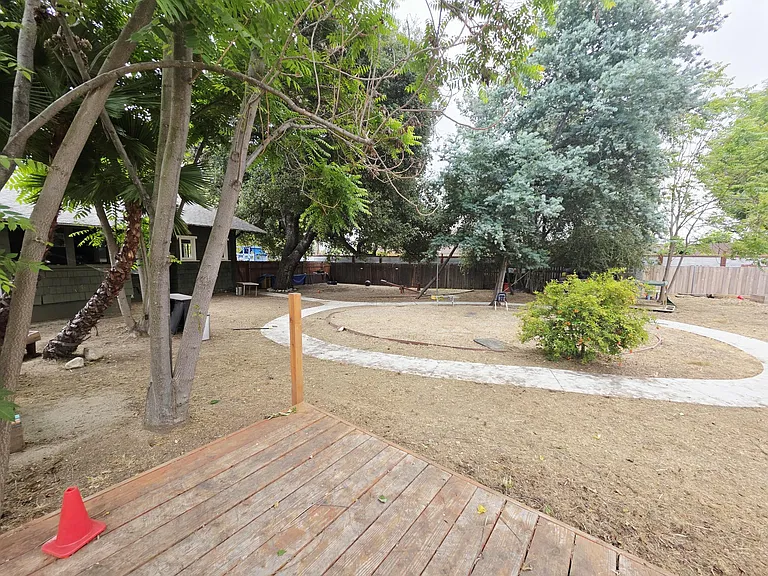 2121 Garfield Ave — Photo 30