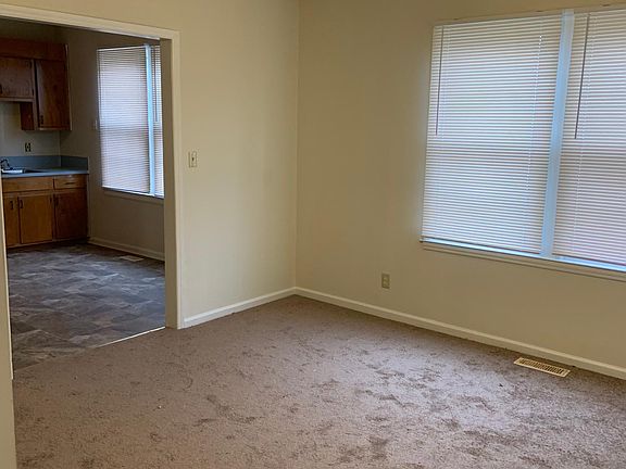 2nd image of 101 Dix St