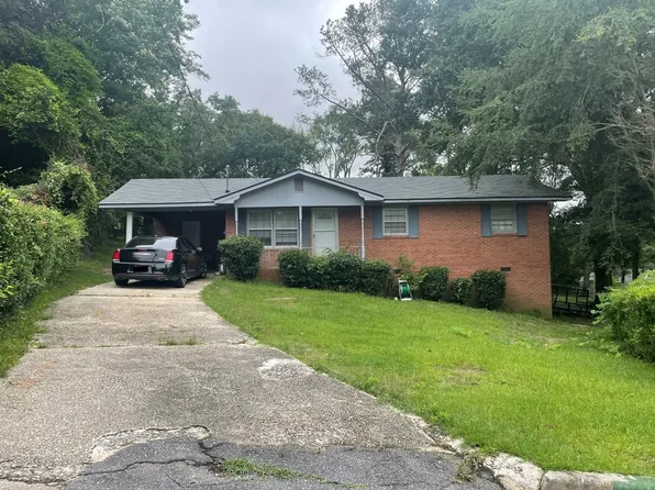 2206 Parkview Cir, Phenix City, AL 36867