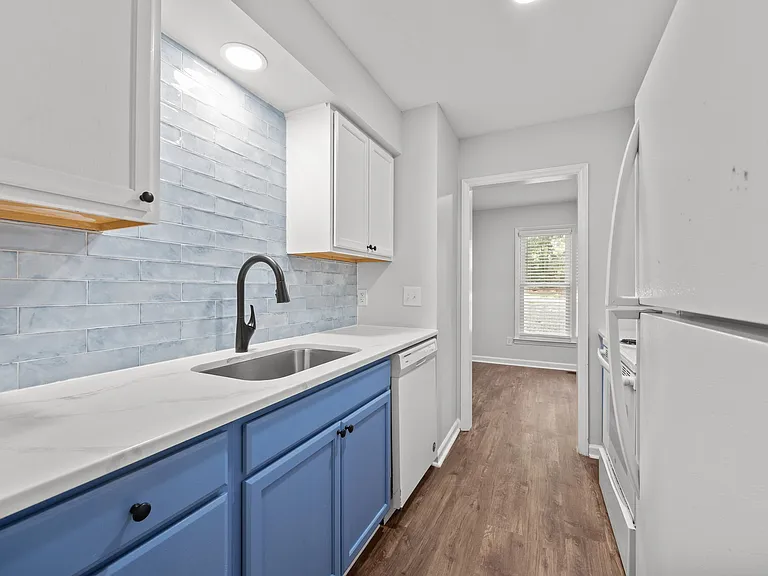 5375 Wayne St #A — Photo 10